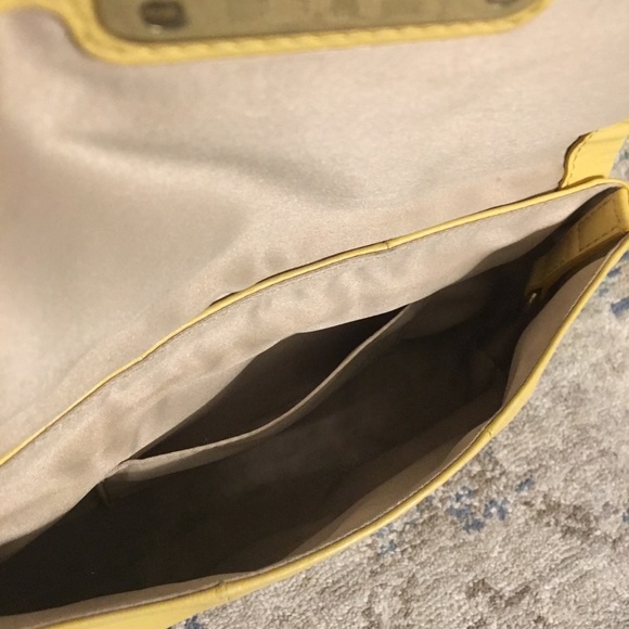 Coach - Picture 4 of 4